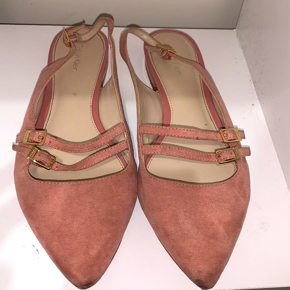 Pink flats